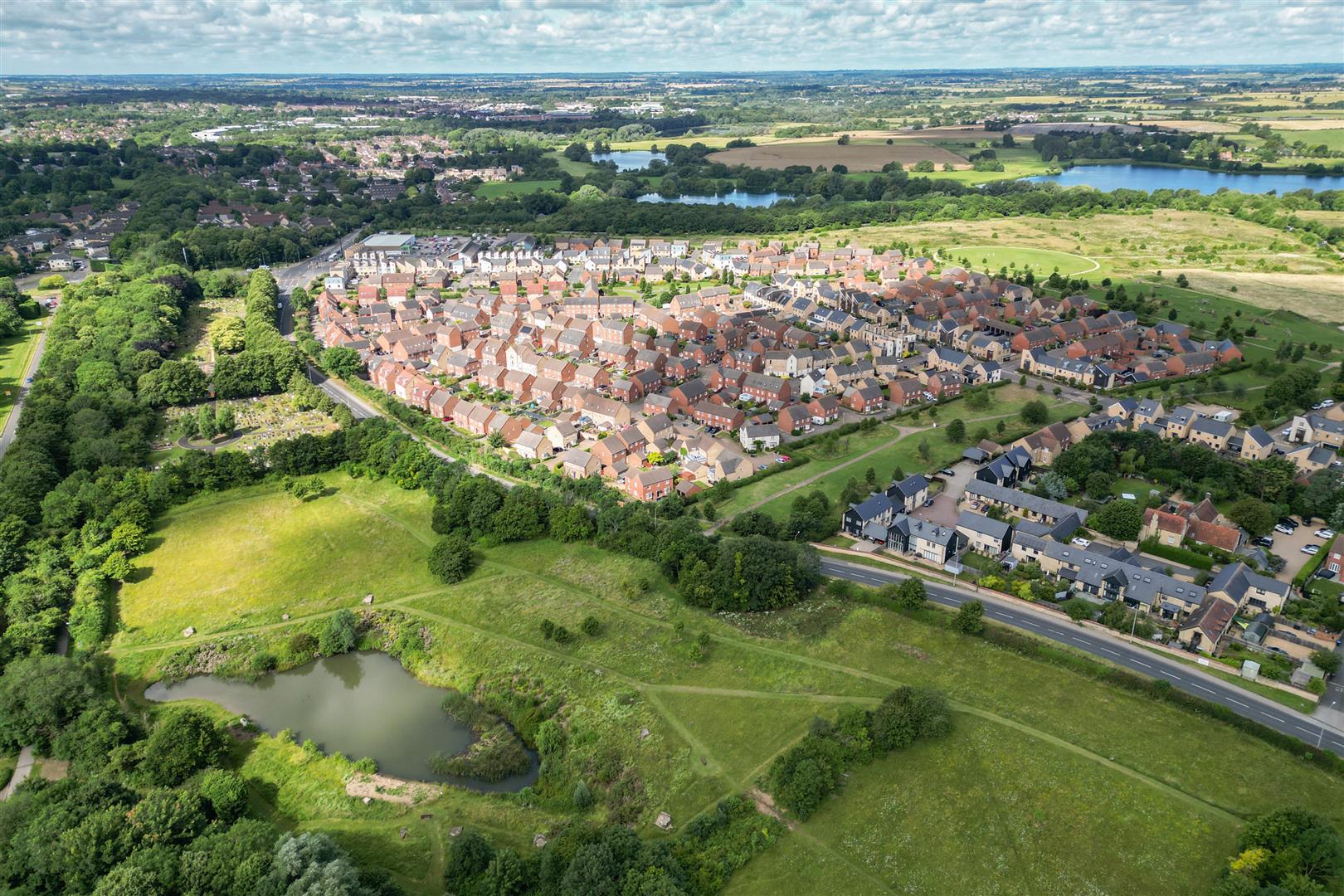 Selkirk Drive, Oakridge Park, Milton Keynes